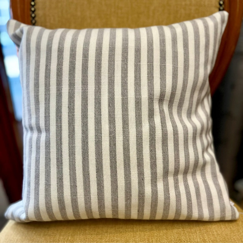 Sew Chic - Miria Flora Ordito Cushion Cover